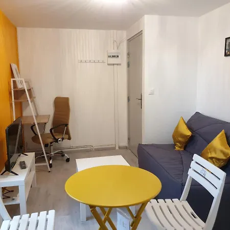 Entier Meuble A Proche Futuroscope Et Poitiers Technopole * Beaumont (Vienne)