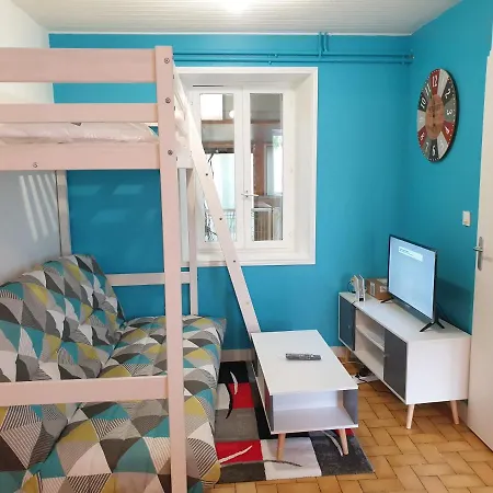 Entier Meuble A Proche Futuroscope Et Poitiers Technopole Beaumont (Vienne)