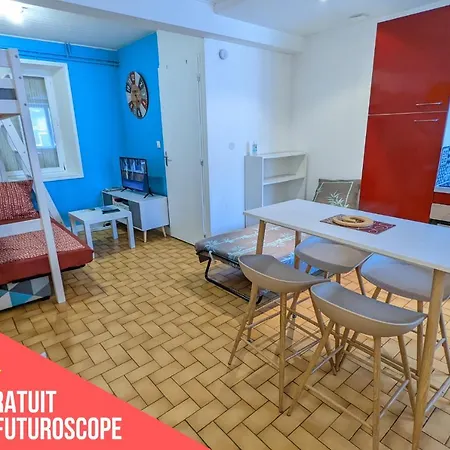 Entier Meuble A Proche Futuroscope Et Poitiers Technopole Apartment
