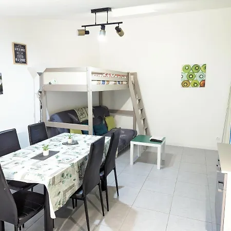 Entier Meuble A Proche Futuroscope Et Poitiers Technopole *