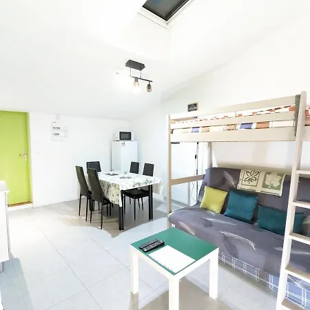 Entier Meuble A Proche Futuroscope Et Poitiers Technopole 公寓 *