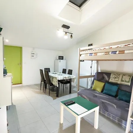 Apartment Entier Meuble A Proche Futuroscope Et Poitiers Technopole *