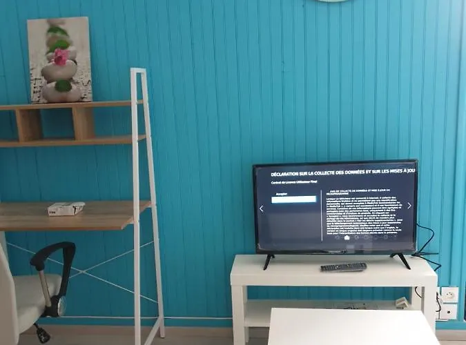 Entier Meuble A Proche Futuroscope Et Poitiers Technopole Beaumont (Vienne)