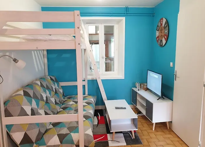 Entier Meuble A Proche Futuroscope Et Poitiers Technopole Beaumont (Vienne)