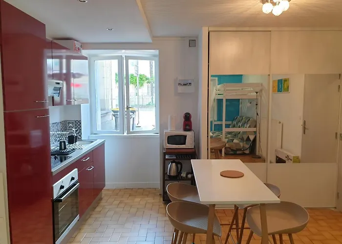 Entier Meublé à Proche Futuroscope Et Poitiers Technopole Apartamento *