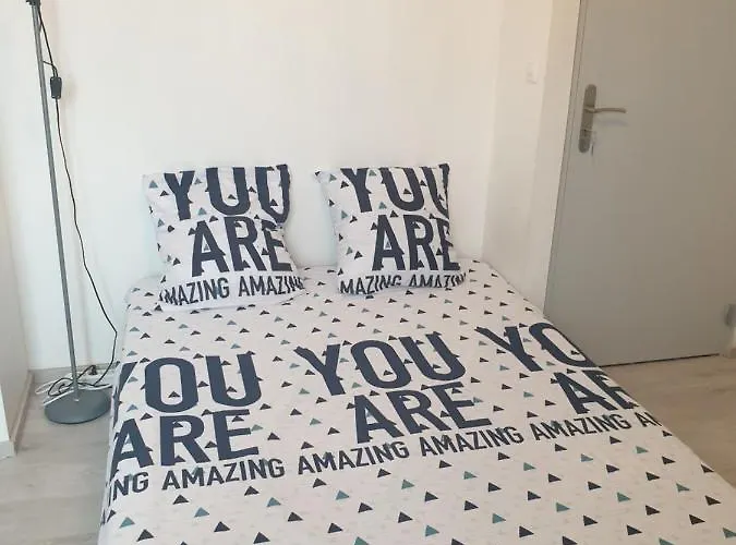 Entier Meublé à Proche Futuroscope Et Poitiers Technopole