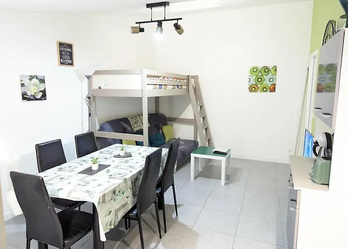 Entier Meublé à Proche Futuroscope Et Poitiers Technopole *