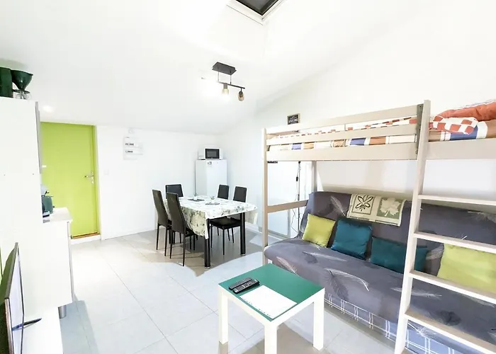 Entier Meublé à Proche Futuroscope Et Poitiers Technopole Apartamento *