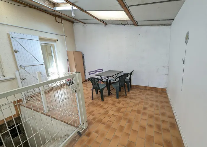 Entier Meublé à Proche Futuroscope Et Poitiers Technopole Beaumont (Vienne)