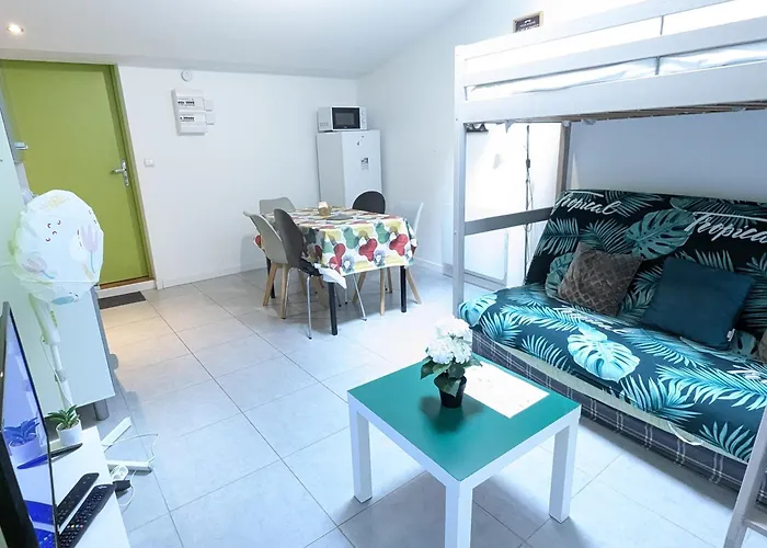 Entier Meublé à Proche Futuroscope Et Poitiers Technopole * Beaumont (Vienne)